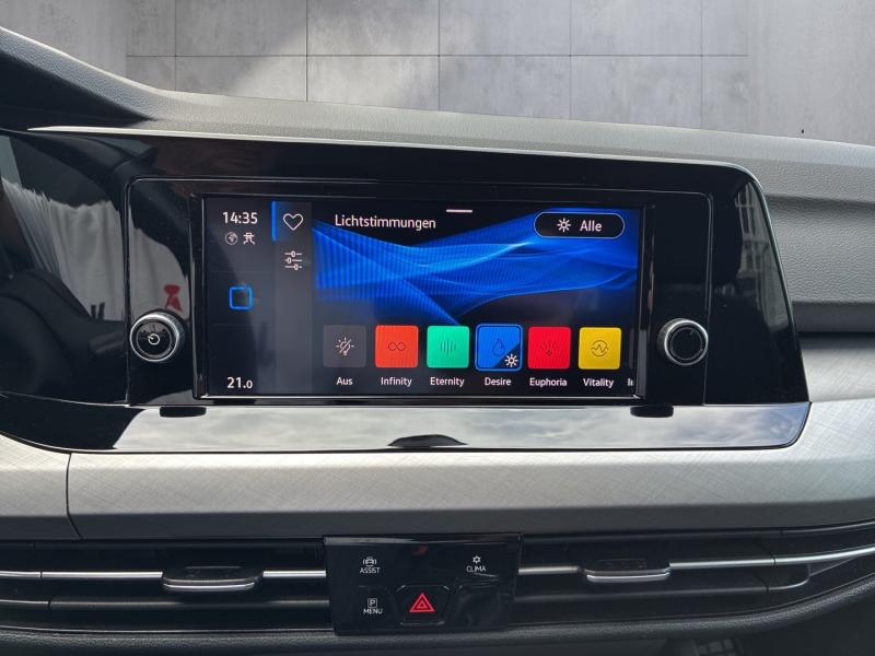 VW Golf Variant Life TDI