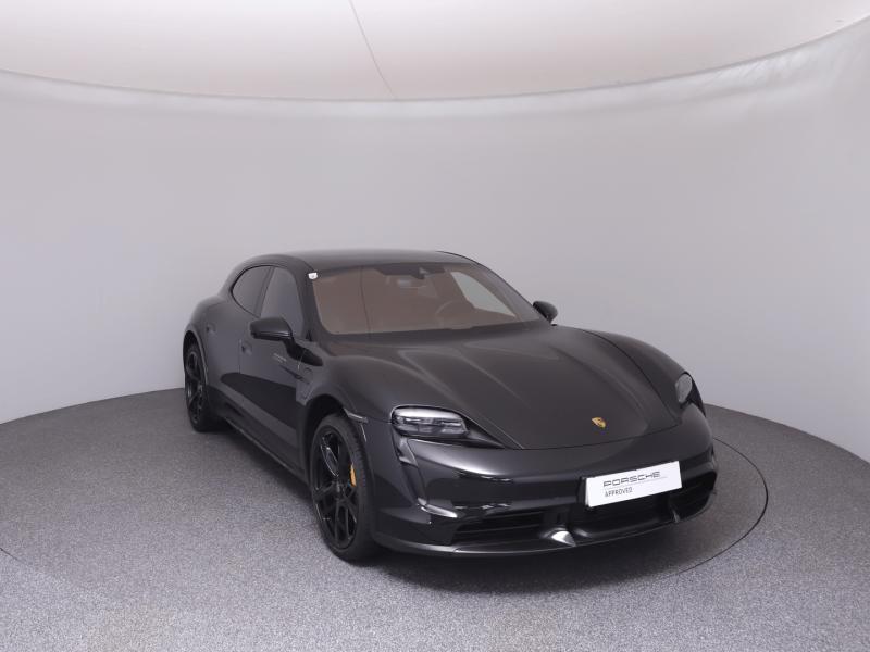 Porsche Taycan Turbo S Cross Turismo