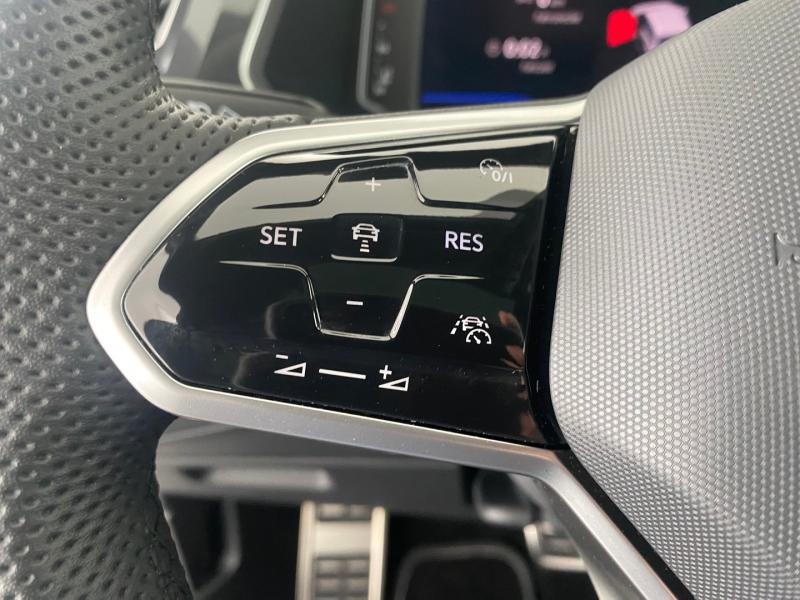 VW Tiguan Allspace R-Line TDI 4MOTION DSG