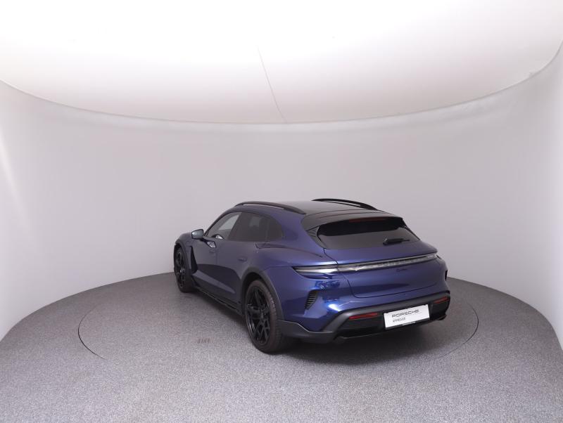 Porsche Taycan Turbo Cross Turismo