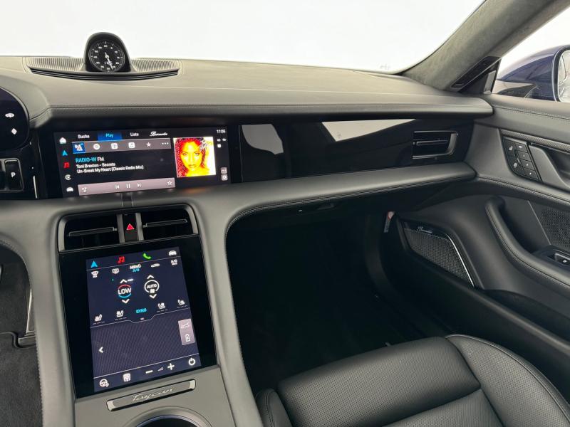 Porsche Taycan Turbo Cross Turismo