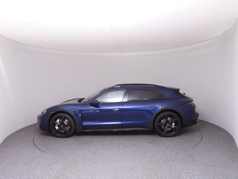 Porsche Taycan Turbo Cross Turismo