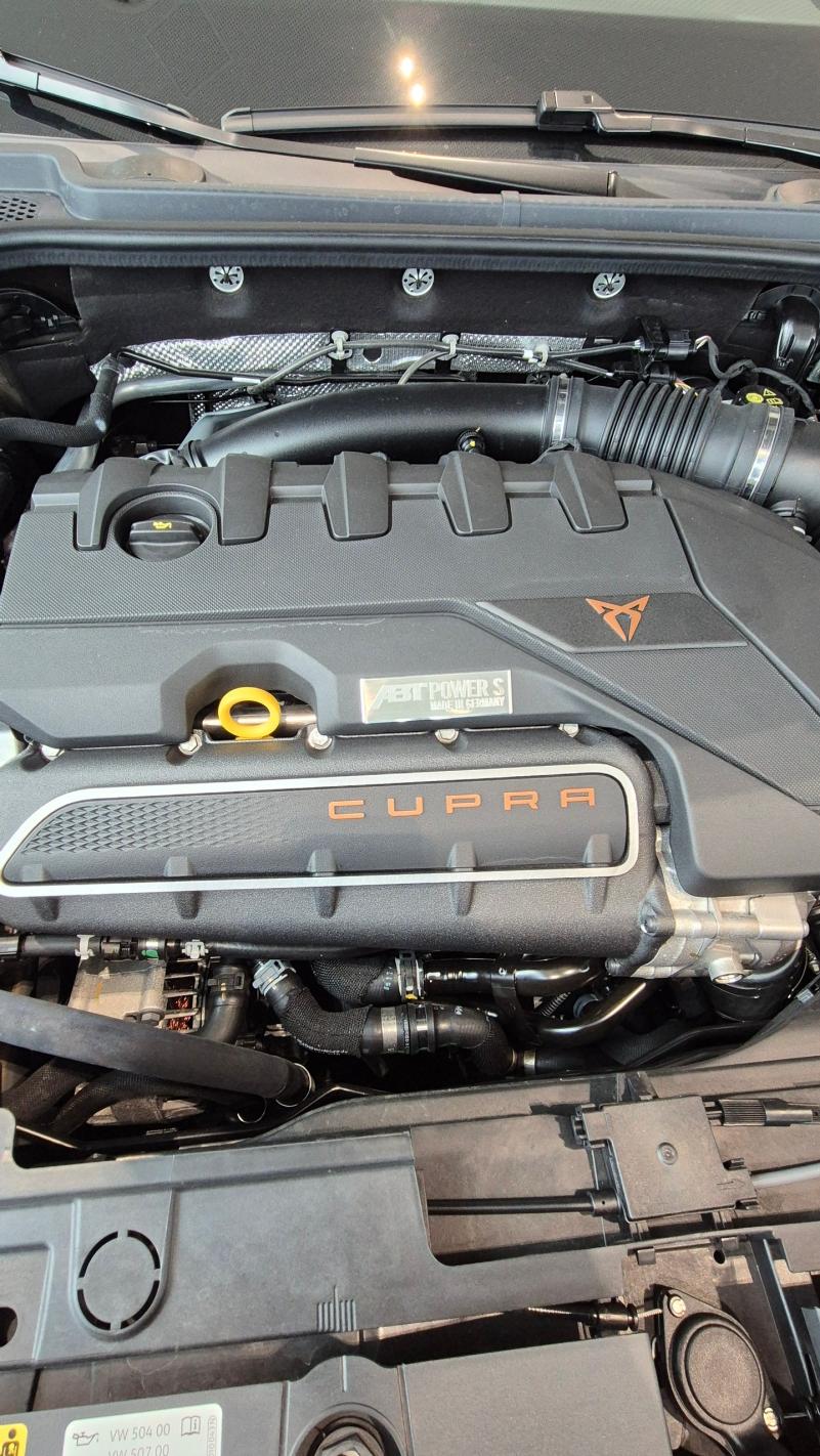 CUPRA Formentor VZ5 2.5 TSI 390 PS DSG 4Drive