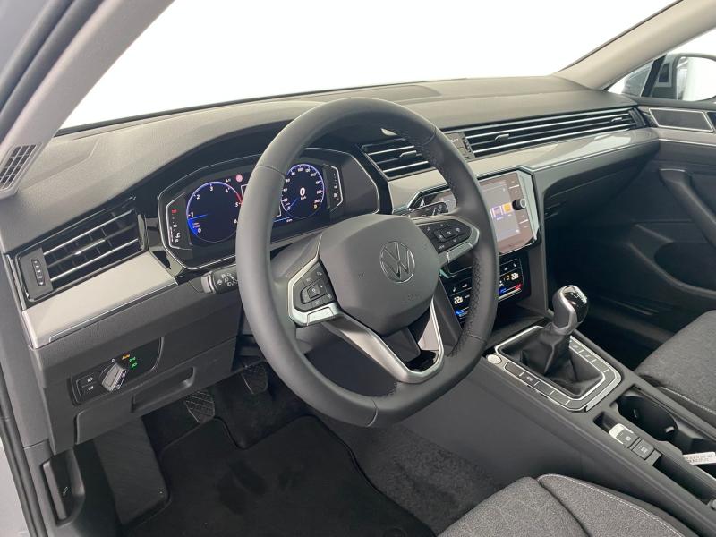 VW Passat Variant Business TDI