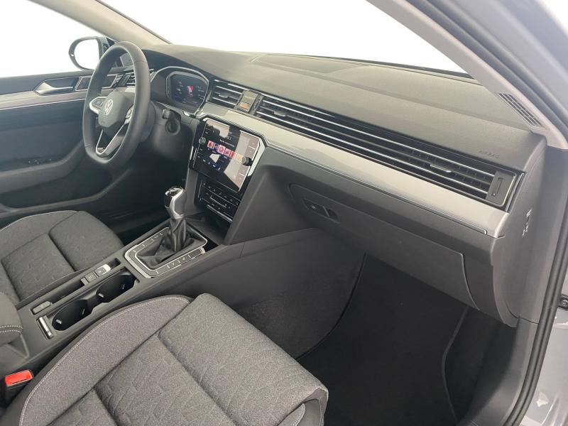 VW Passat Variant Business TDI