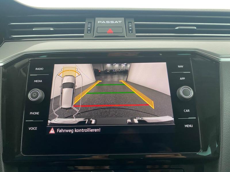 VW Passat Variant Business TDI