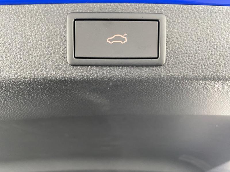 ŠKODA Karoq Selection TSI