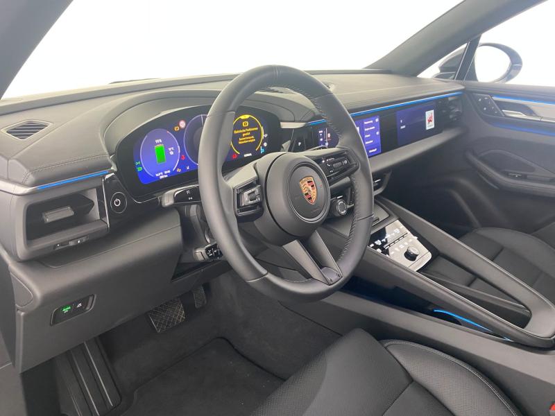 Porsche Macan 4