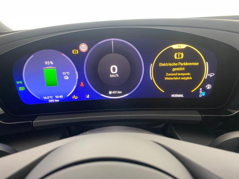 Porsche Macan 4