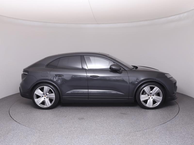 Porsche Macan 4