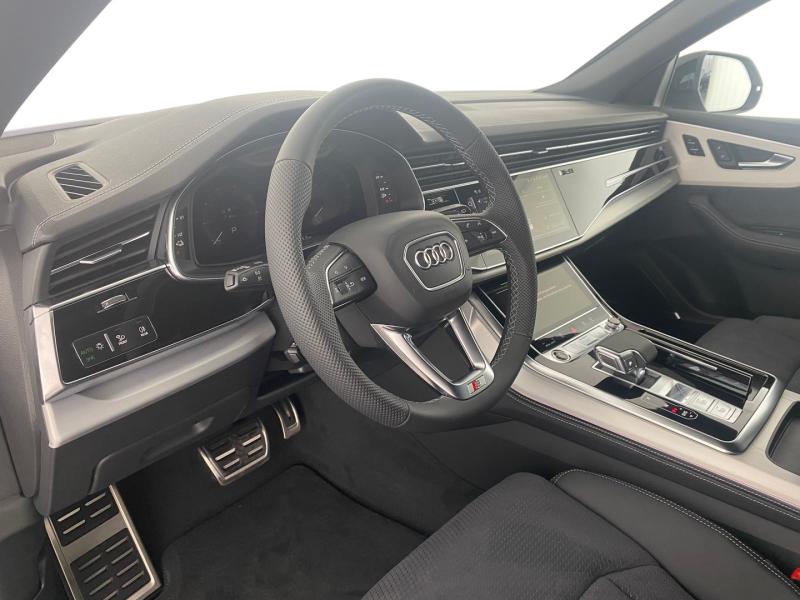 Audi Q8 55 TFSI e quattro