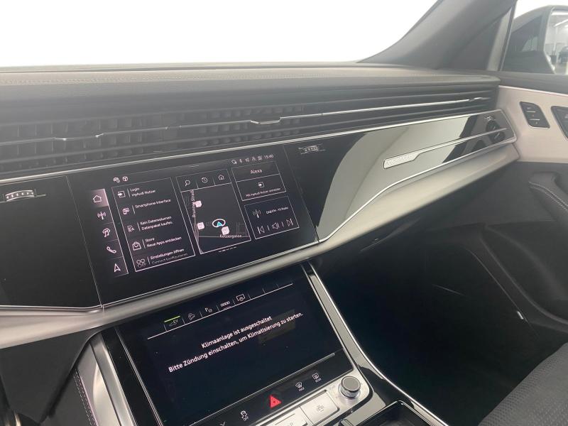 Audi Q8 55 TFSI e quattro