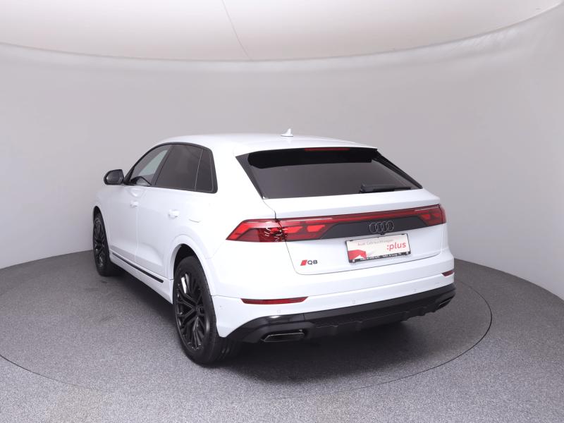 Audi Q8 55 TFSI e quattro