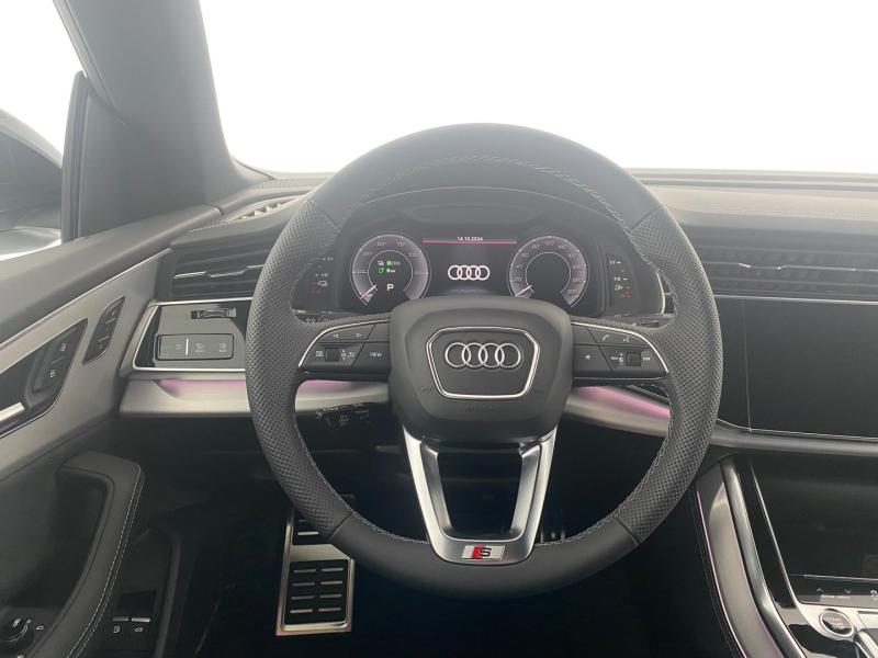 Audi Q8 55 TFSI e quattro