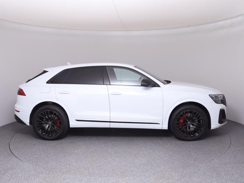 Audi Q8 55 TFSI e quattro