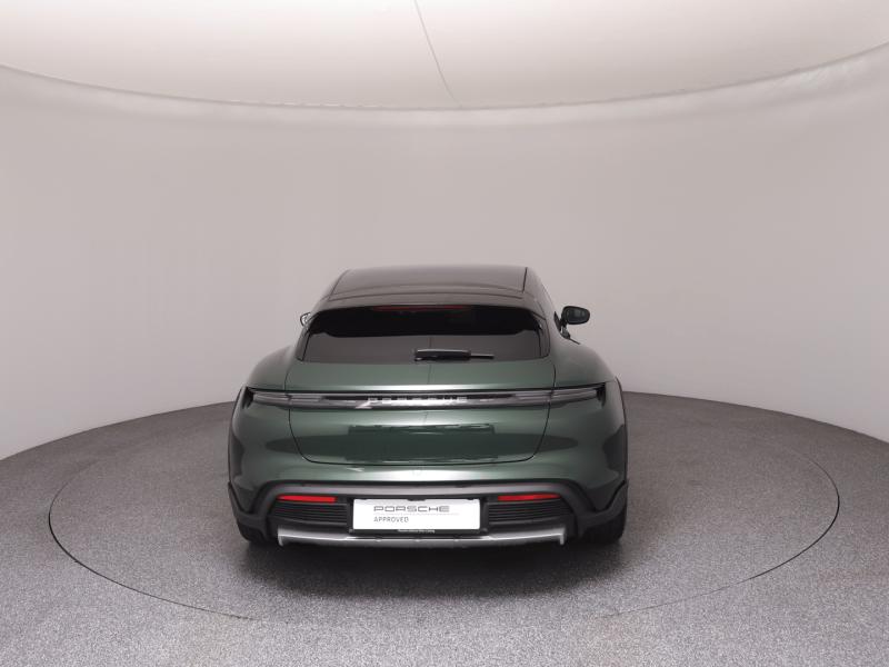 Porsche Taycan 4 Cross Turismo