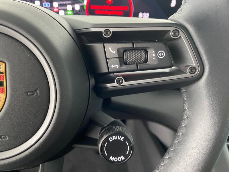 Porsche Taycan 4 Cross Turismo