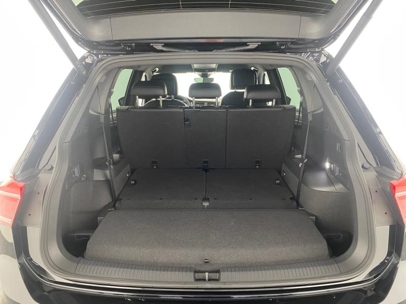 VW Tiguan Allspace R-Line TDI 4MOTION DSG