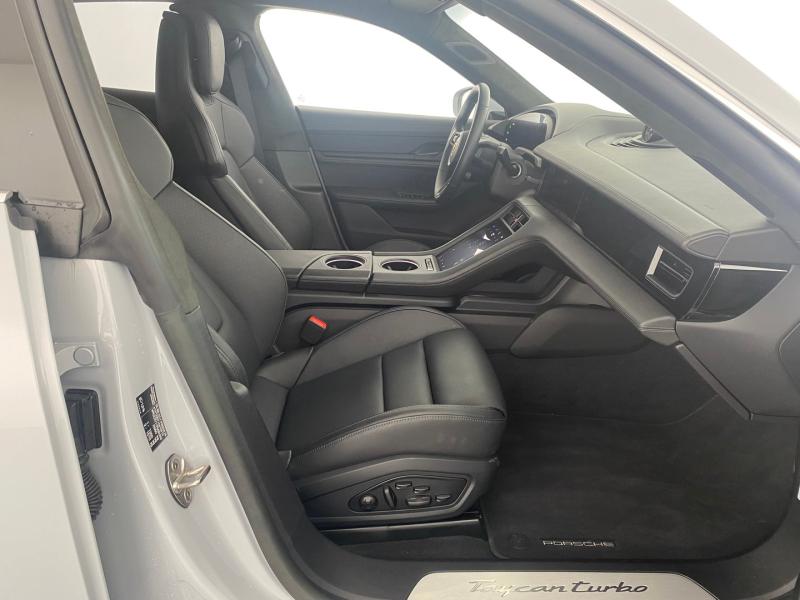 Porsche Taycan Turbo Sport Turismo