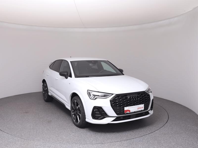 Audi Q3 Sportback 35 TDI admired