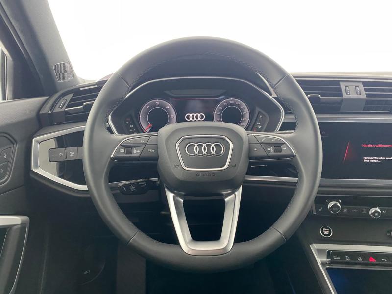 Audi Q3 Sportback 35 TDI admired