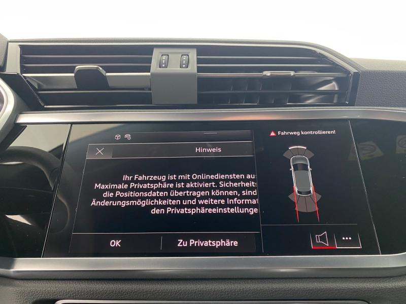 Audi Q3 Sportback 35 TDI admired