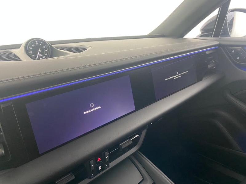 Porsche Macan 4