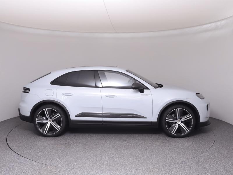 Porsche Macan 4
