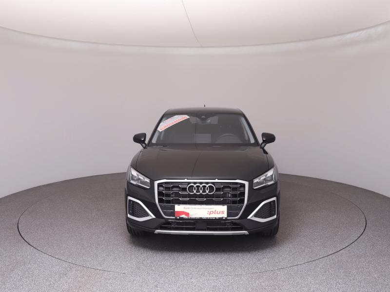 Audi Q2 30 TFSI admired