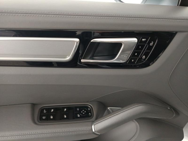 Porsche Cayenne Turbo S E-Hybrid III