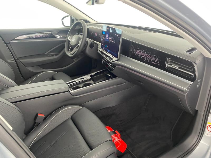VW Passat Variant Elegance eHybrid 150kW