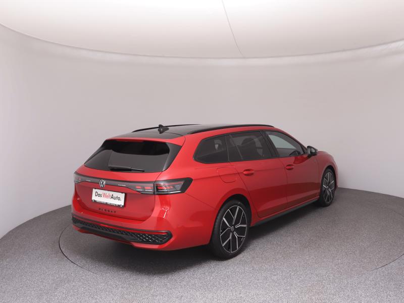 VW Passat Variant R-Line TDI DSG