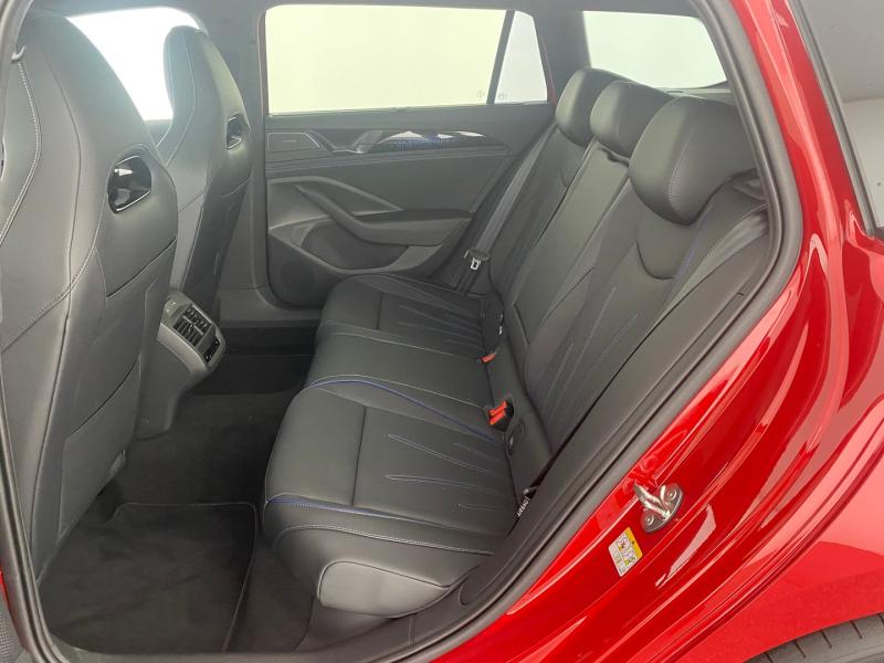 VW Passat Variant R-Line TDI DSG