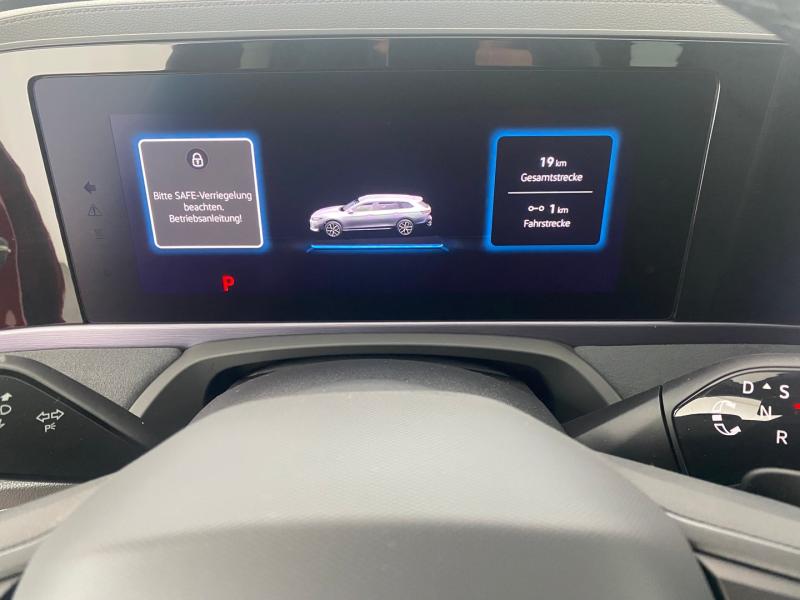 VW Passat Variant R-Line TDI DSG