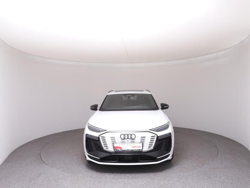 Audi Q6 e-tron quattro
