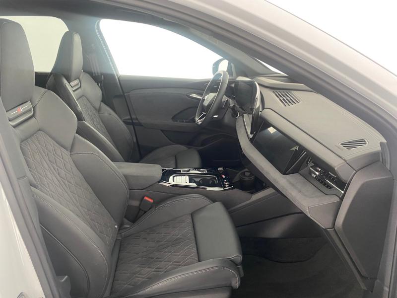 Audi Q6 e-tron quattro