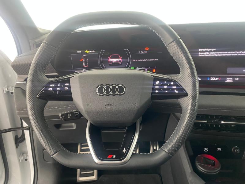 Audi Q6 e-tron quattro