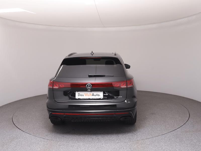 VW Touareg R eHybrid TSI 4MOTION