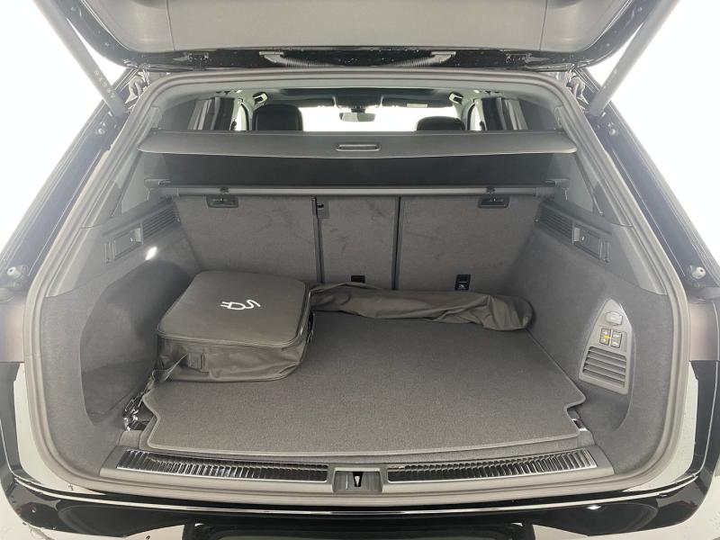 VW Touareg R eHybrid TSI 4MOTION