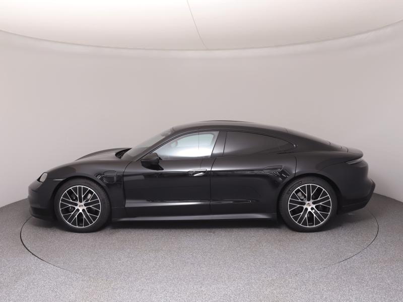 Porsche Taycan 4