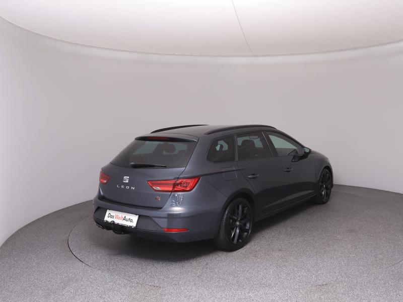 SEAT Leon Kombi FR Black-Edition TSI DSG
