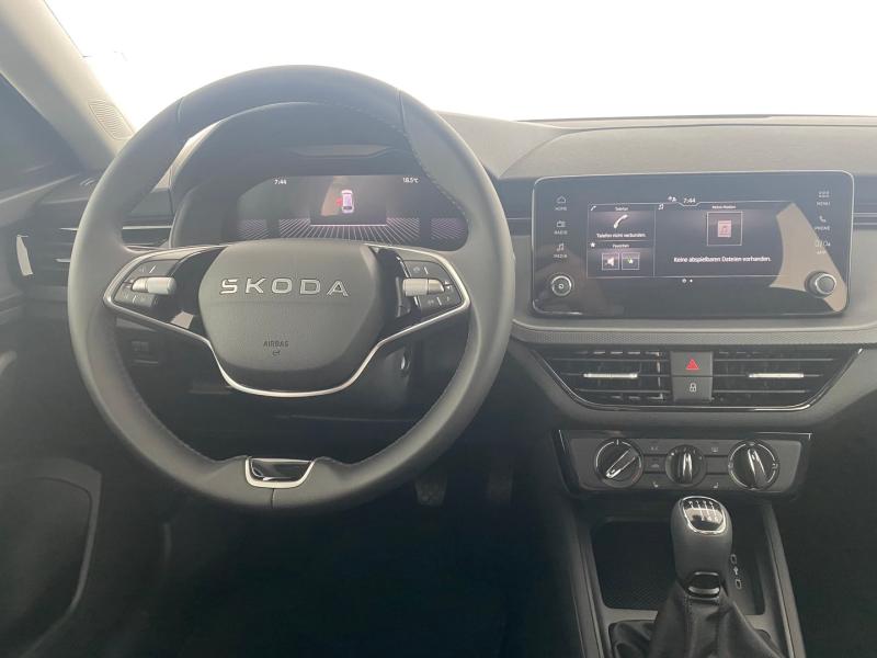 Škoda Scala Essence TSI