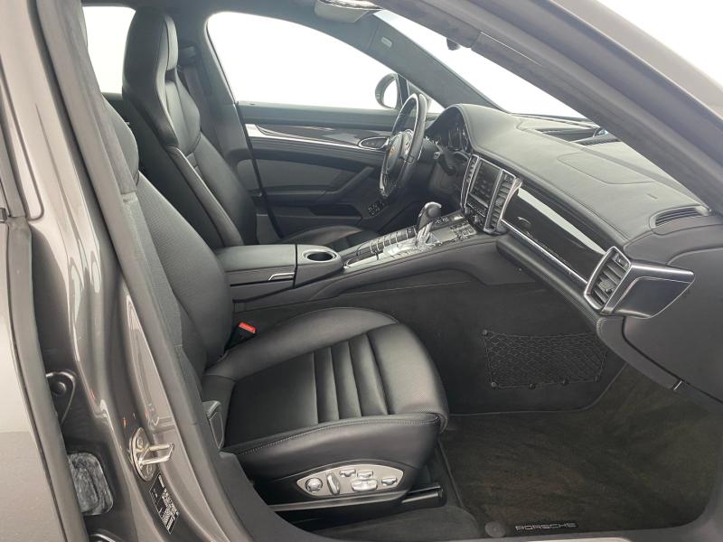 Porsche Panamera GTS I FL