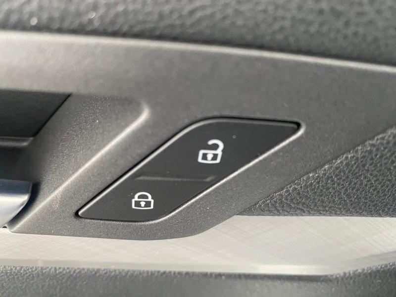 VW Golf Variant Business TDI DSG