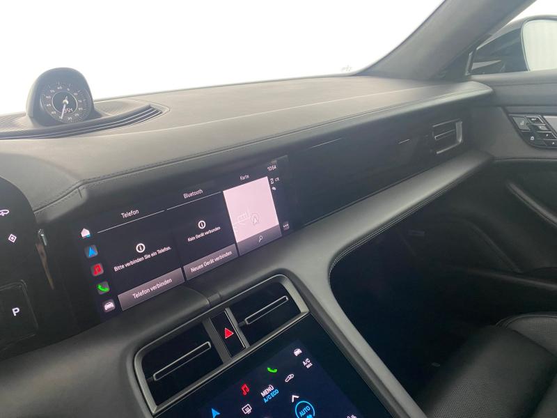 Porsche Taycan Turbo