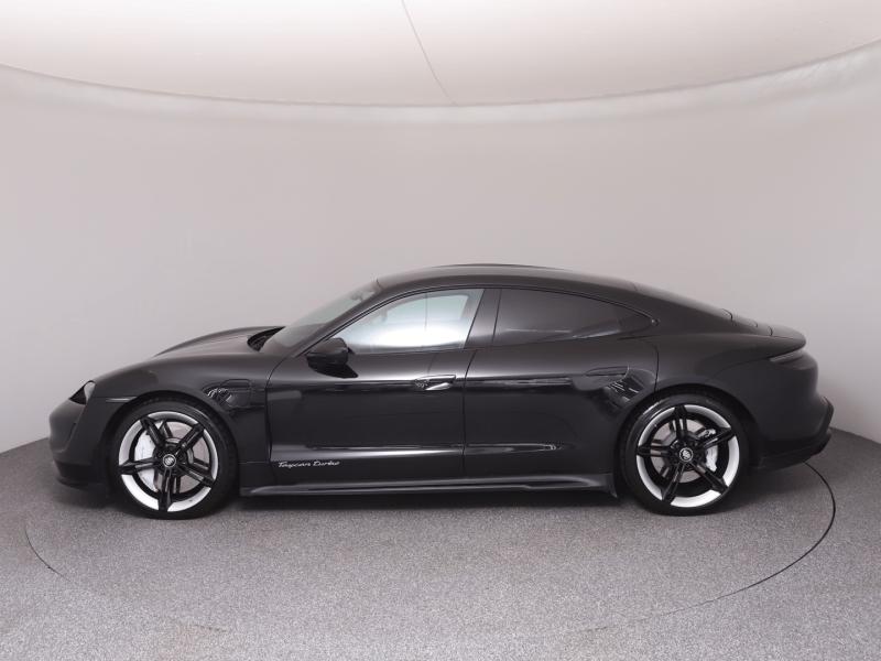 Porsche Taycan Turbo