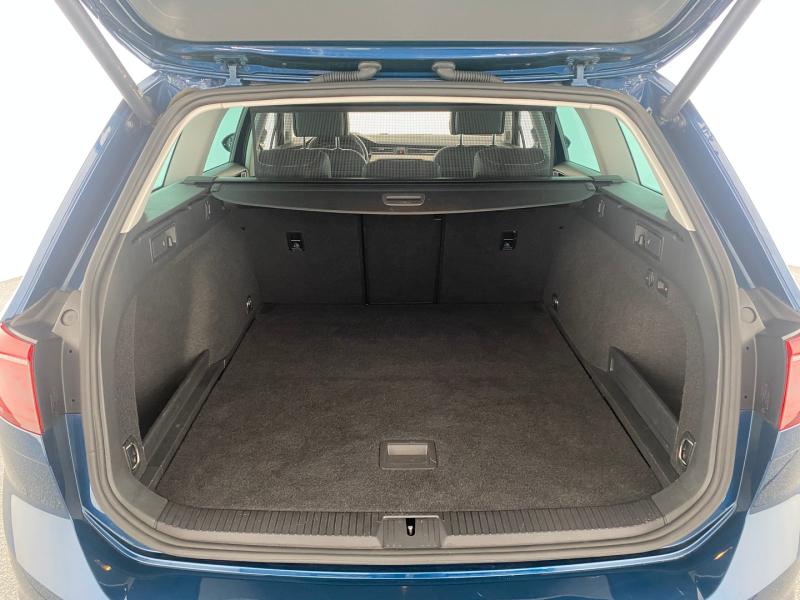 VW Passat Variant Elegance TDI DSG