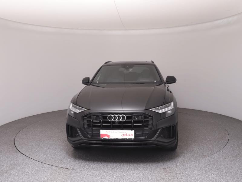 Audi Q8 55 TFSI quattro