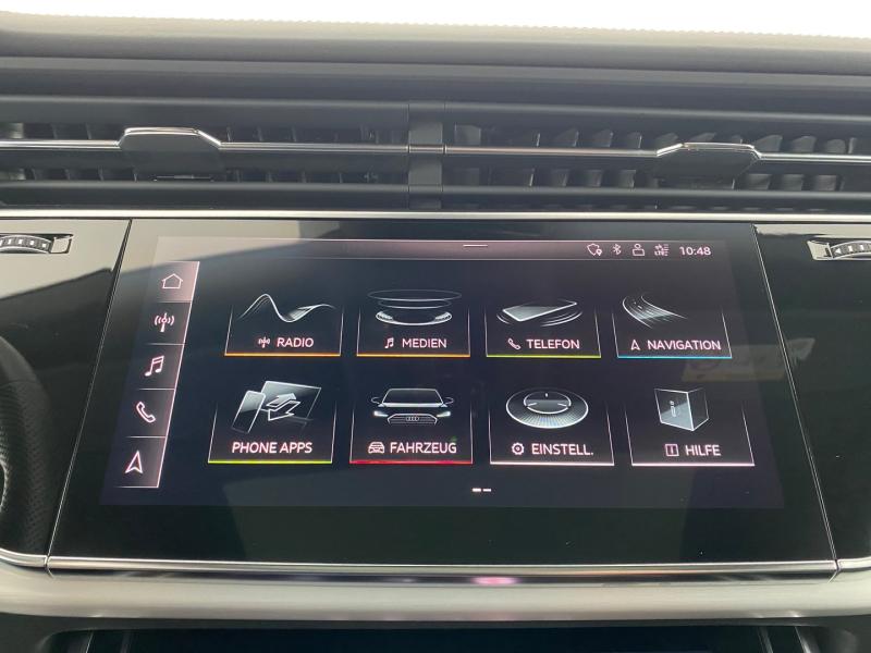 Audi Q8 55 TFSI quattro