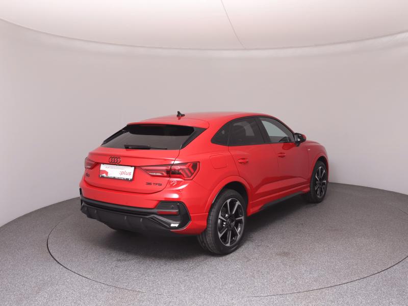 Audi Q3 Sportback 35 TFSI admired